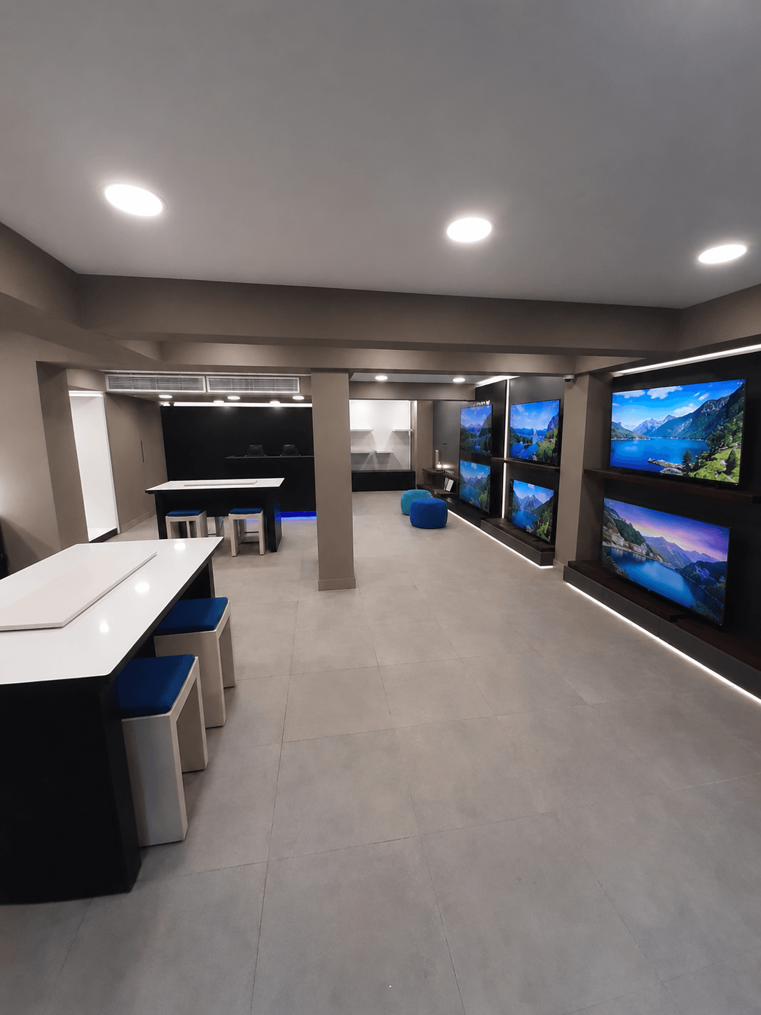 Samsung Store - 1